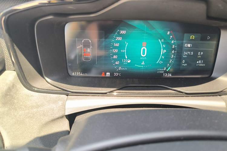 Used Lynk & Co 03 2021 03+ 2.0TD Automatic Wind-Chasing Edition Odometer Close Up