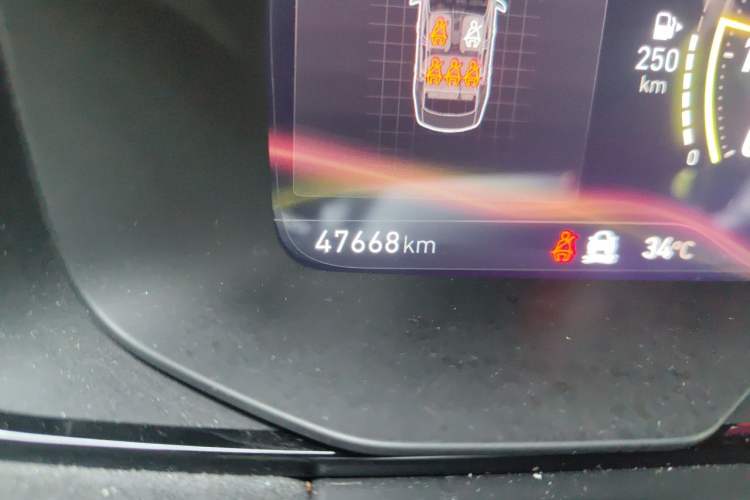Used Lynk & Co 03 2021 03+ 2.0TD Automatic Wind-Chasing Edition Odometer Close Up
