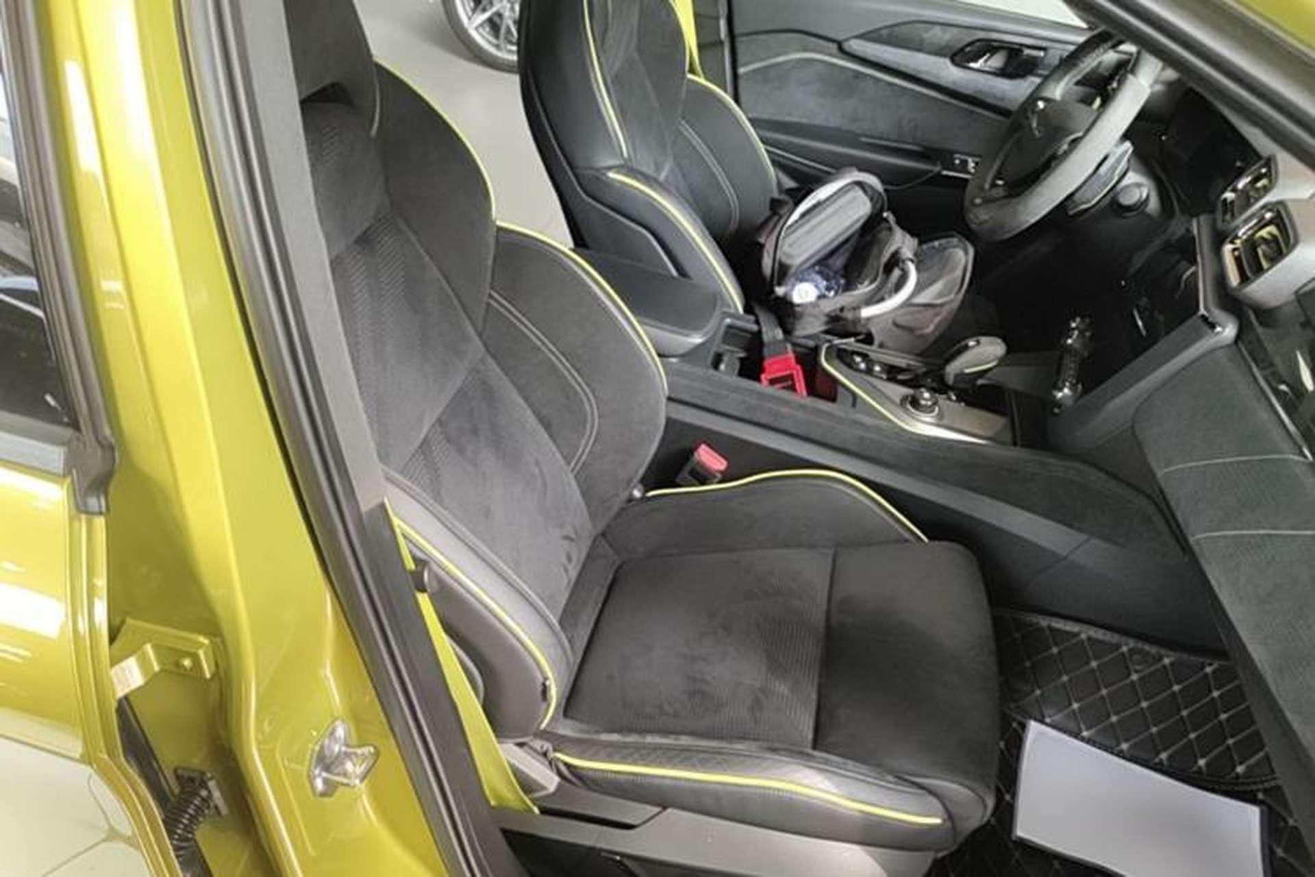 Used Lynk & Co 03 2021 03+ 2.0TD Automatic Wind-Chasing Edition Right Front Seat