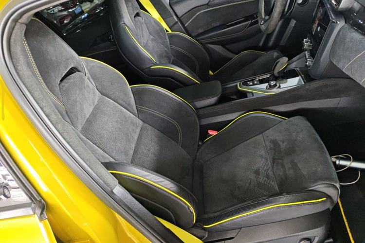 Used Lynk & Co 03 2021 03+ 2.0TD Automatic Wind-Chasing Edition Right Front Seat