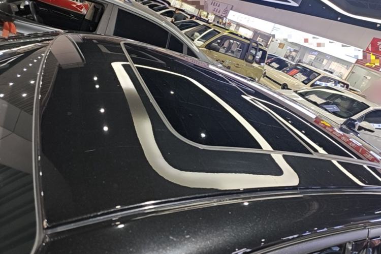 Used Lynk & Co 03 2021 03+ 2.0TD Automatic Wind-Chasing Edition Roof