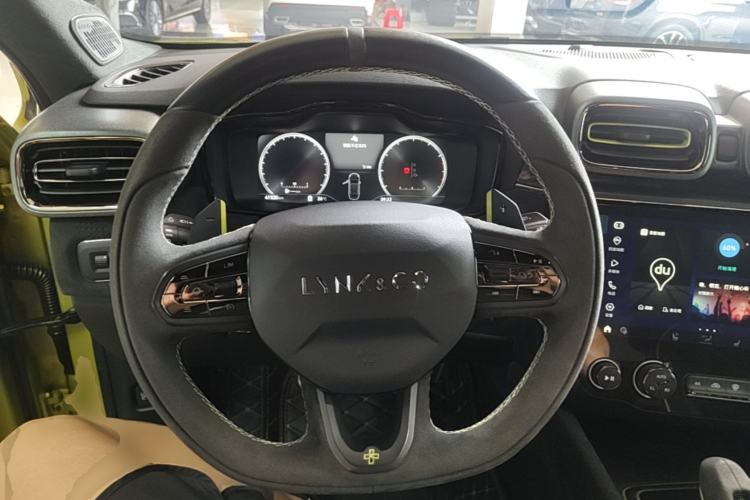 Used Lynk & Co 03 2021 03+ 2.0TD Automatic Wind-Chasing Edition Steering Wheel
