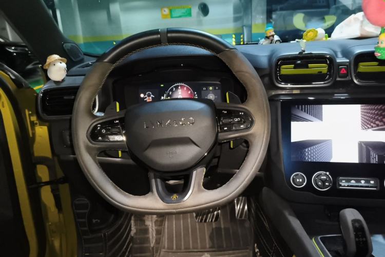 Used Lynk & Co 03 2021 03+ 2.0TD Automatic Wind-Chasing Edition Steering Wheel