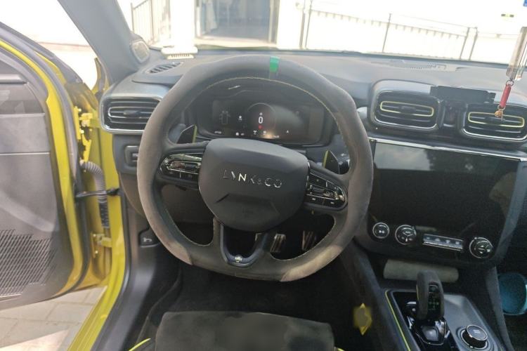 Used Lynk & Co 03 2021 03+ 2.0TD Automatic Wind-Chasing Edition Steering Wheel