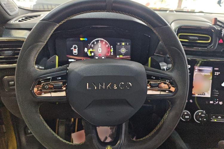 Used Lynk & Co 03 2021 03+ 2.0TD Automatic Wind-Chasing Edition Steering Wheel