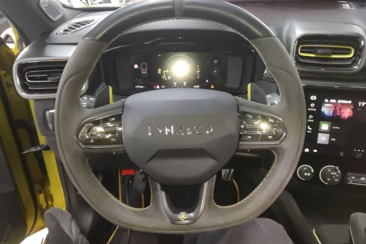 Used Lynk & Co 03 2021 03+ 2.0TD Automatic Wind-Chasing Edition Steering Wheel