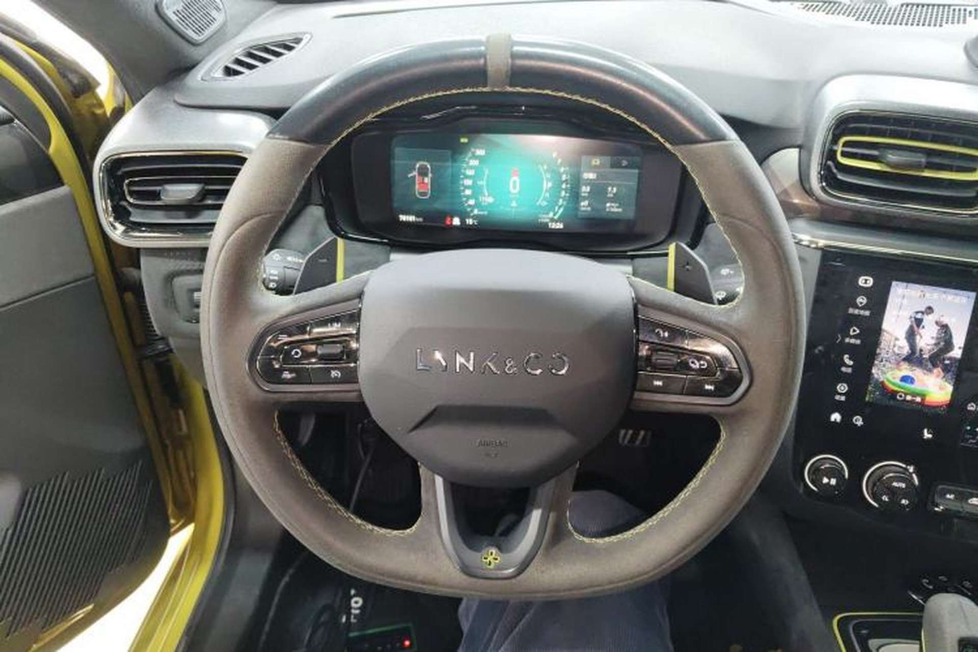 Used Lynk & Co 03 2021 03+ 2.0TD Automatic Wind-Chasing Edition Steering Wheel