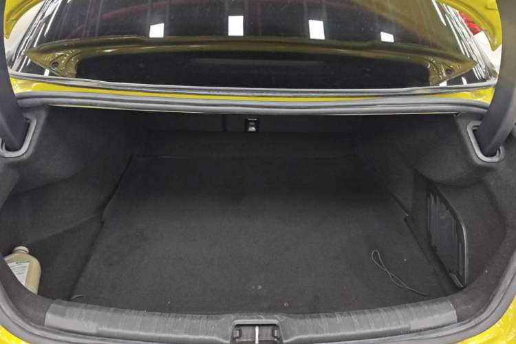 Used Lynk & Co 03 2021 03+ 2.0TD Automatic Wind-Chasing Edition Trunk