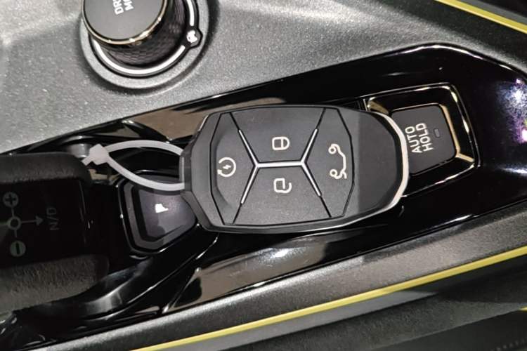 Used Lynk & Co 03 2021 03+ 2.0TD Automatic Wind-Chasing Edition Vehicle Key
