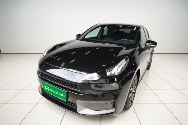 Używany Lynk & Co 03 2022 2.0TD DCT JingPro