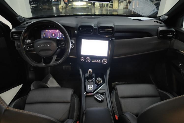 Used Lynk & Co 03 2022 1.5TD DCT JingPro Center Console
