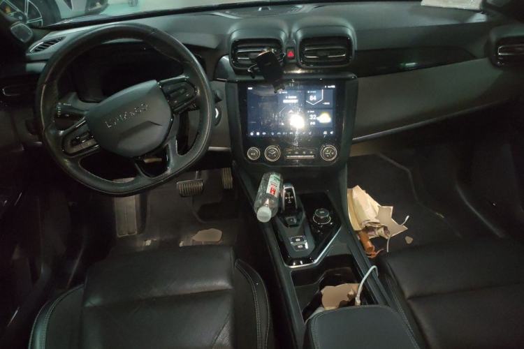 Used Lynk & Co 03 2022 1.5TD DCT JingPro Center Console