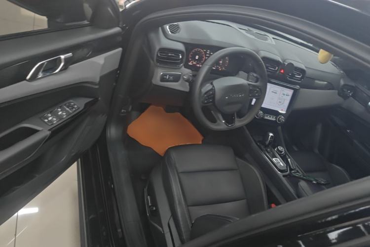 Used Lynk & Co 03 2022 2.0TD DCT GenioPlus Driver Seat