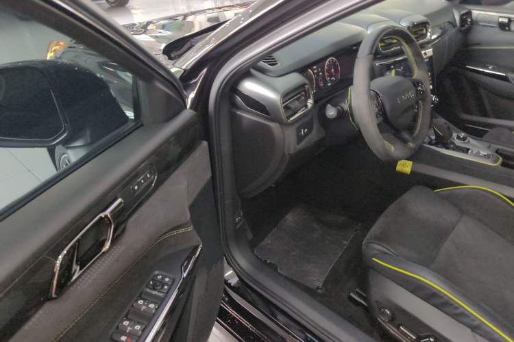 Used Lynk & Co 03 2022 03+ 2.0TD Automatic Wind-Chasing Edition Driver Seat