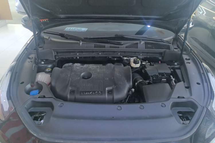 Used Lynk & Co 03 2022 2.0TD DCT GenioPlus Engine Bay