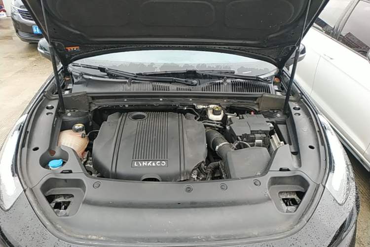 Used Lynk & Co 03 2022 1.5TD DCT JingPro Engine Bay