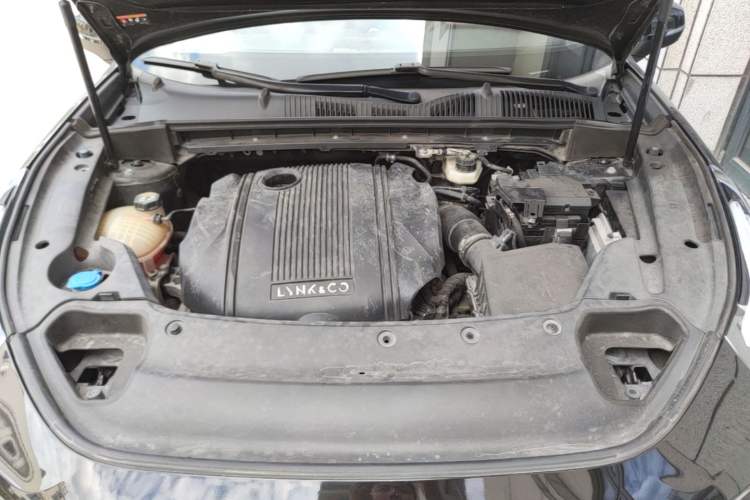 Used Lynk & Co 03 2022 1.5TD DCT JingPro Engine Bay