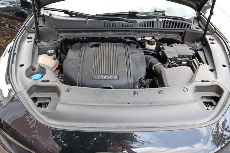 Used Lynk & Co 03 2022 1.5TD DCT JingPro Engine Bay