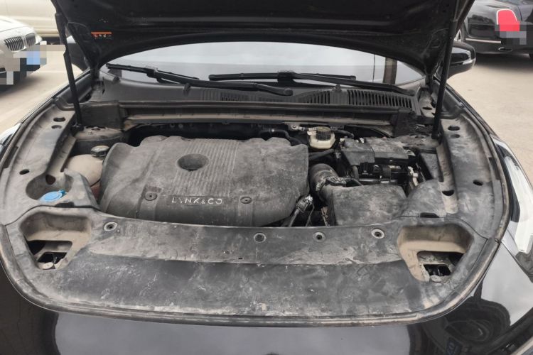 Used Lynk & Co 03 2022 2.0TD DCT JingPro Engine Bay