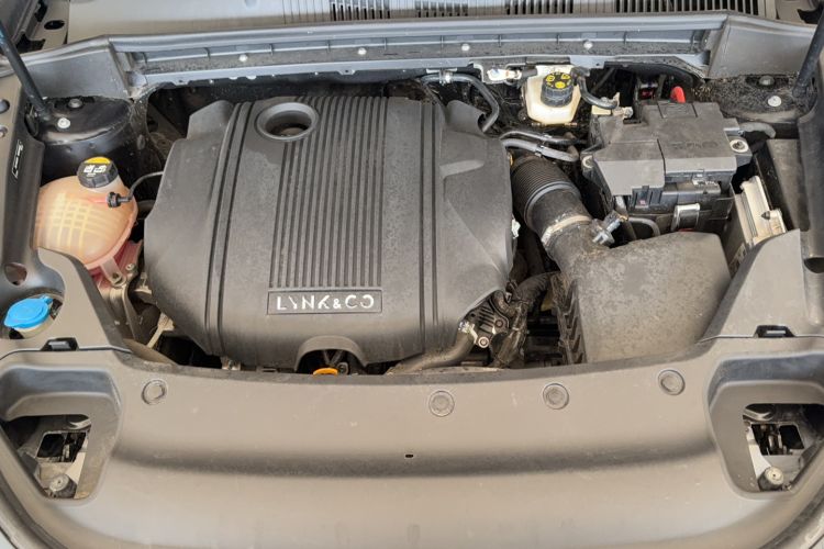 Used Lynk & Co 03 2022 1.5TD DCT JingPro Engine Bay