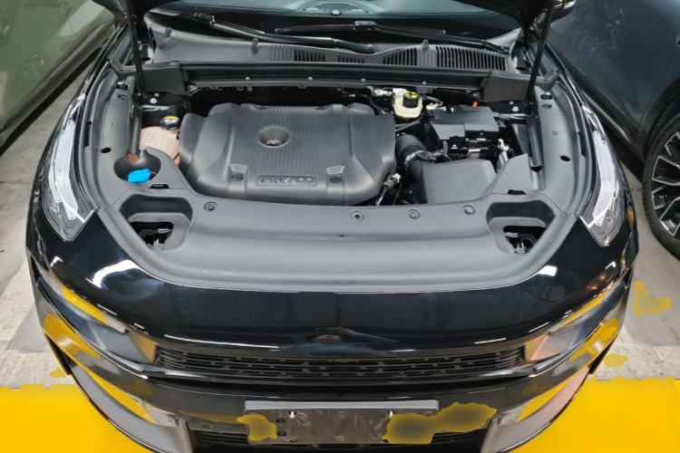 Used Lynk & Co 03 2022 2.0TD DCT JingPro Engine Bay