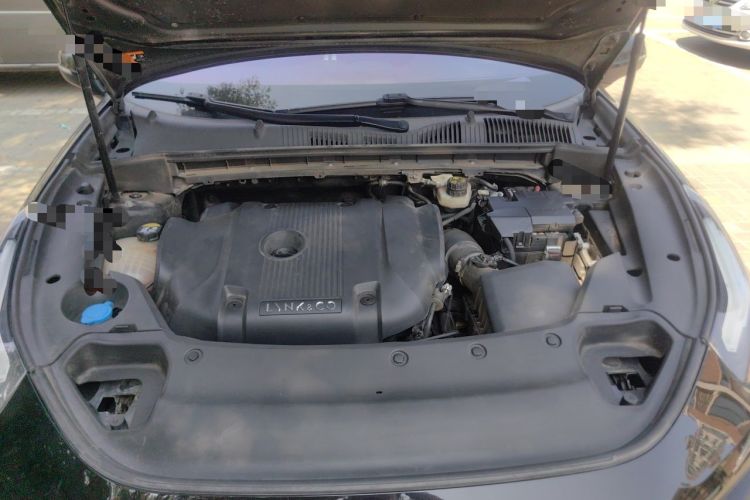 Used Lynk & Co 03 2022 2.0TD DCT JingPro Engine Bay