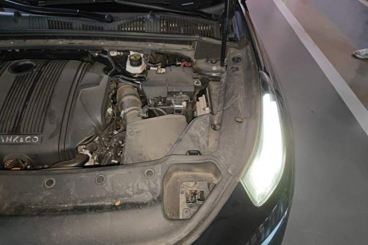 Used Lynk & Co 03 2022 1.5TD DCT JingPro Engine Bay Left