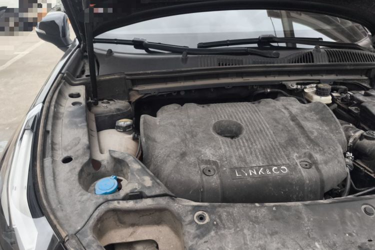 Used Lynk & Co 03 2022 2.0TD DCT JingPro Engine Bay Right