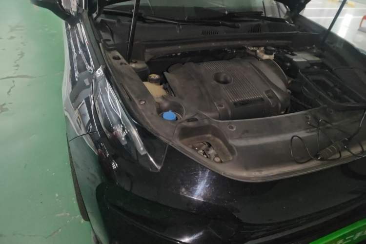 Used Lynk & Co 03 2022 03+ 2.0TD Automatic Wind-Chasing Edition Engine Bay Right