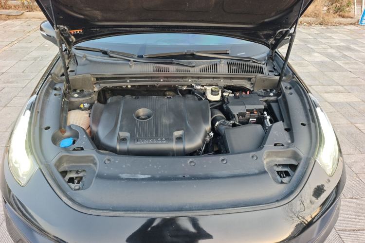 Used Lynk & Co 03 2022 2.0TD DCT JingPro Engine Bay