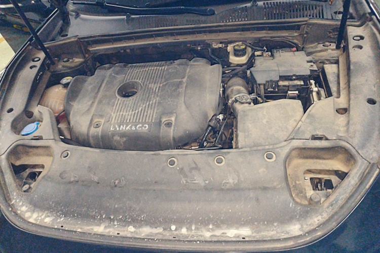 Used Lynk & Co 03 2022 2.0TD DCT GenioPlus Engine Bay