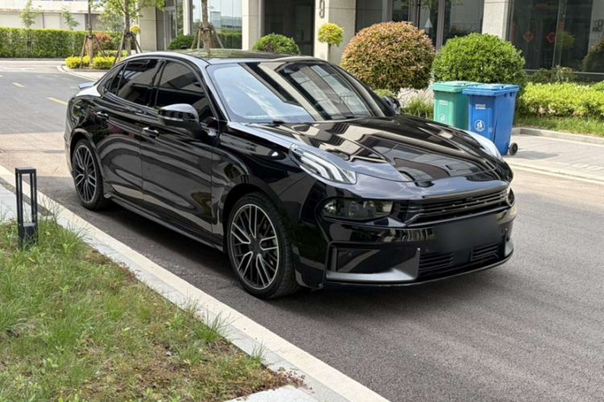 Used Lynk & Co 03 2022 03+ 2.0TD Automatic Wind-Chasing Edition Exterior 4