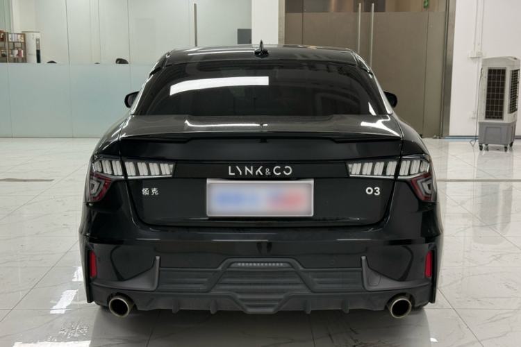 Used Lynk & Co 03 2022 2.0TD DCT JingPro Exterior 5