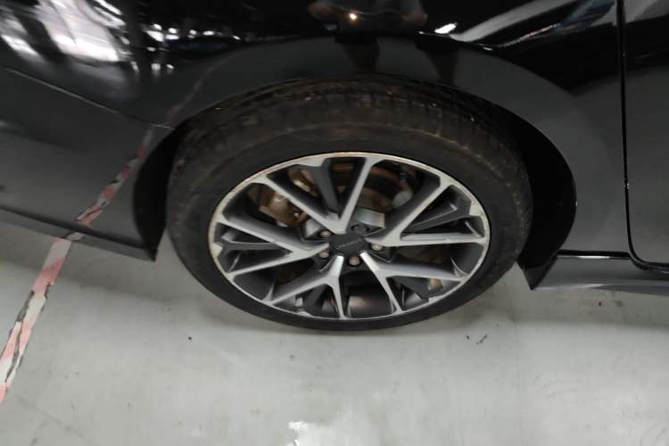 Used Lynk & Co 03 2022 1.5TD DCT JingPro Exterior 5