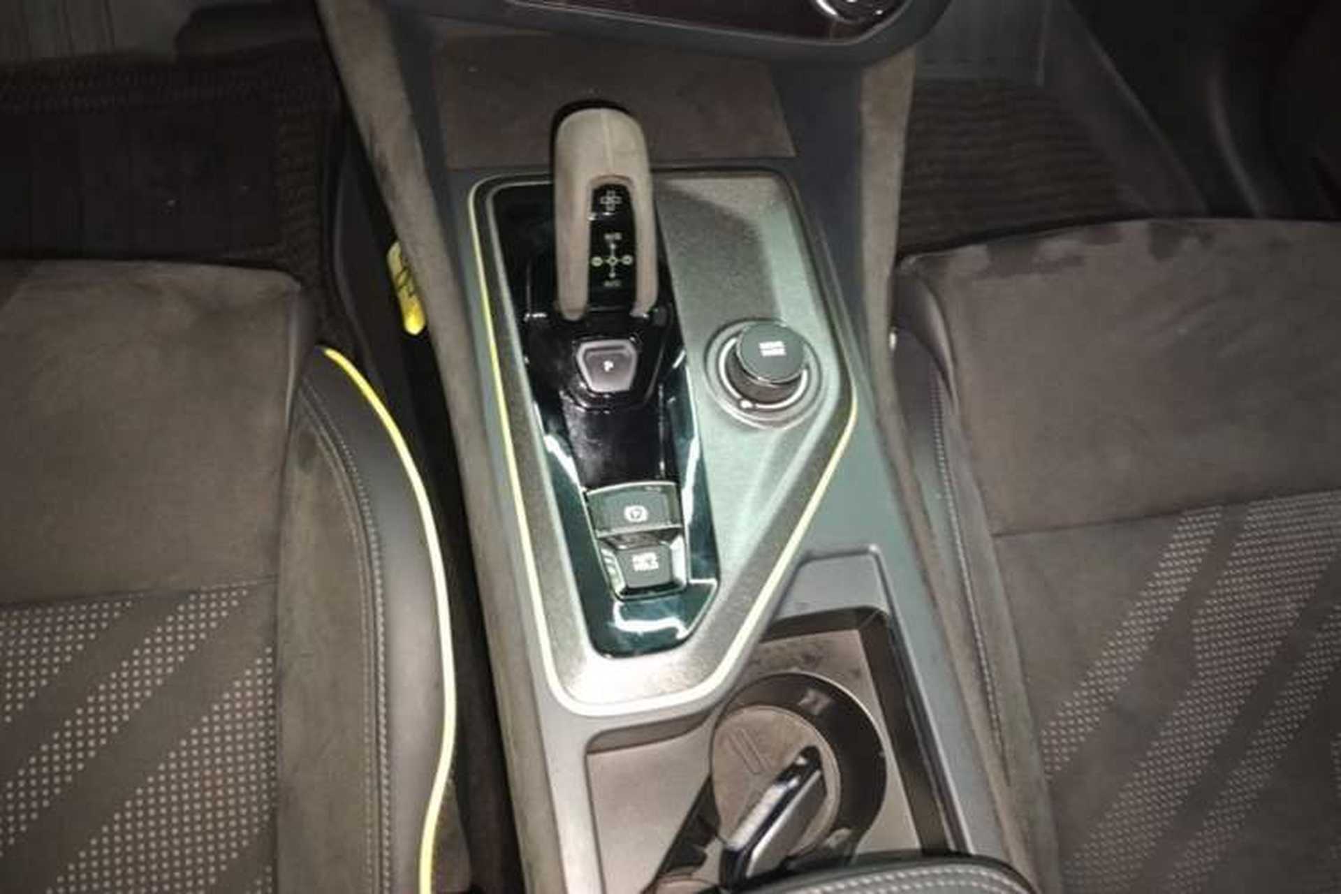Used Lynk & Co 03 2022 03+ 2.0TD Automatic Wind-Chasing Edition Gear Lever
