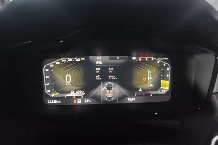 Used Lynk & Co 03 2022 2.0TD DCT JingPro Instrument Cluster