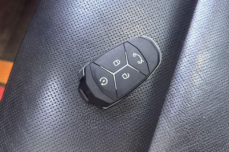 Used Lynk & Co 03 2022 2.0TD DCT JingPro Interior 1