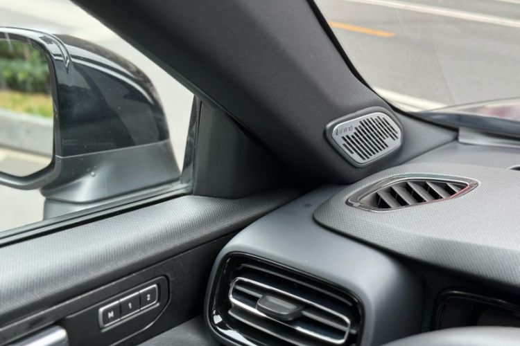 Used Lynk & Co 03 2022 2.0TD DCT JingPro Interior 10