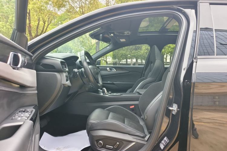 Used Lynk & Co 03 2022 2.0TD DCT JingPro Interior 2