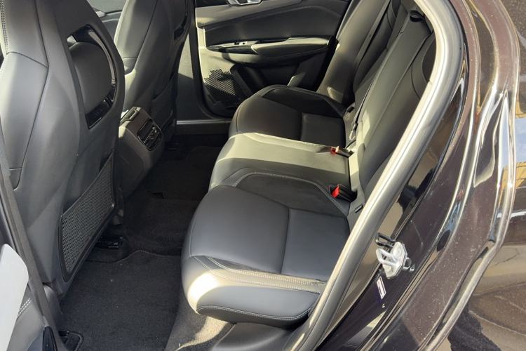 Used Lynk & Co 03 2022 2.0TD DCT GenioPlus Interior 3