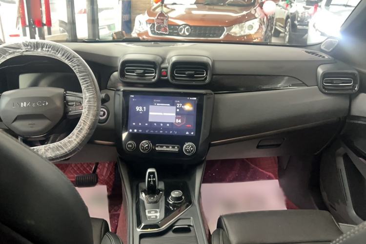 Used Lynk & Co 03 2022 1.5TD DCT JingPro Interior 3