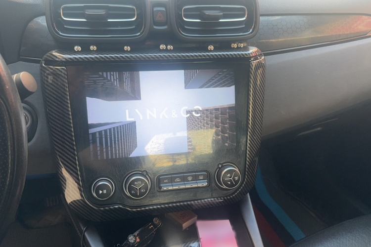 Used Lynk & Co 03 2022 1.5TD DCT JingPro Interior 6