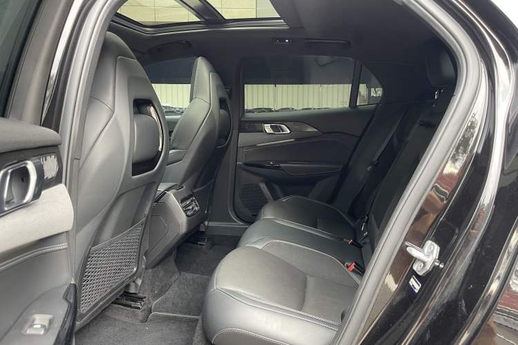 Used Lynk & Co 03 2022 1.5TD DCT JingPro Interior 7