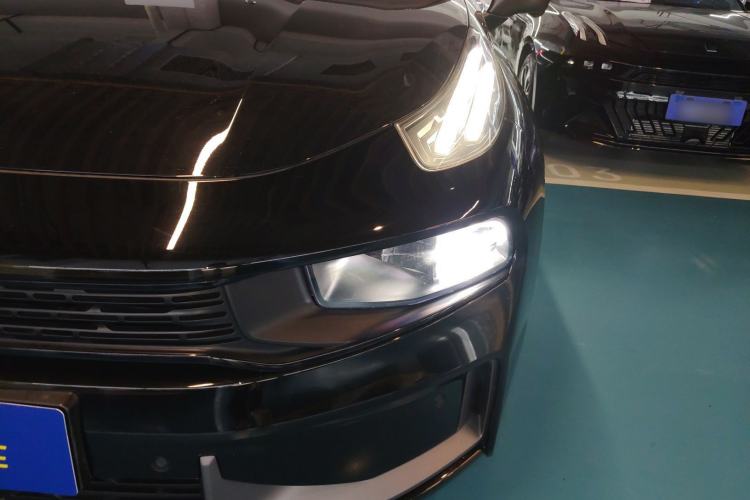 Used Lynk & Co 03 2022 2.0TD DCT JingPro Left Front Headlight