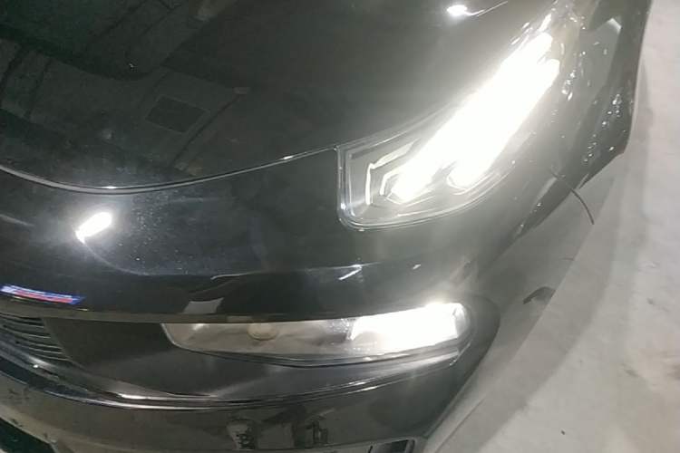 Used Lynk & Co 03 2022 2.0TD DCT JingPro Left Front Headlight