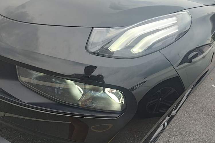 Used Lynk & Co 03 2022 2.0TD DCT JingPro Left Front Headlight