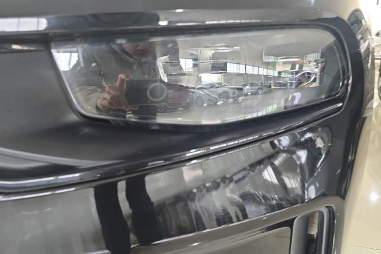 Used Lynk & Co 03 2022 1.5TD DCT JingPlus Left Front Headlight