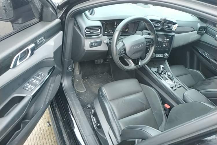 Used Lynk & Co 03 2022 1.5TD DCT JingPro Left Front Seat