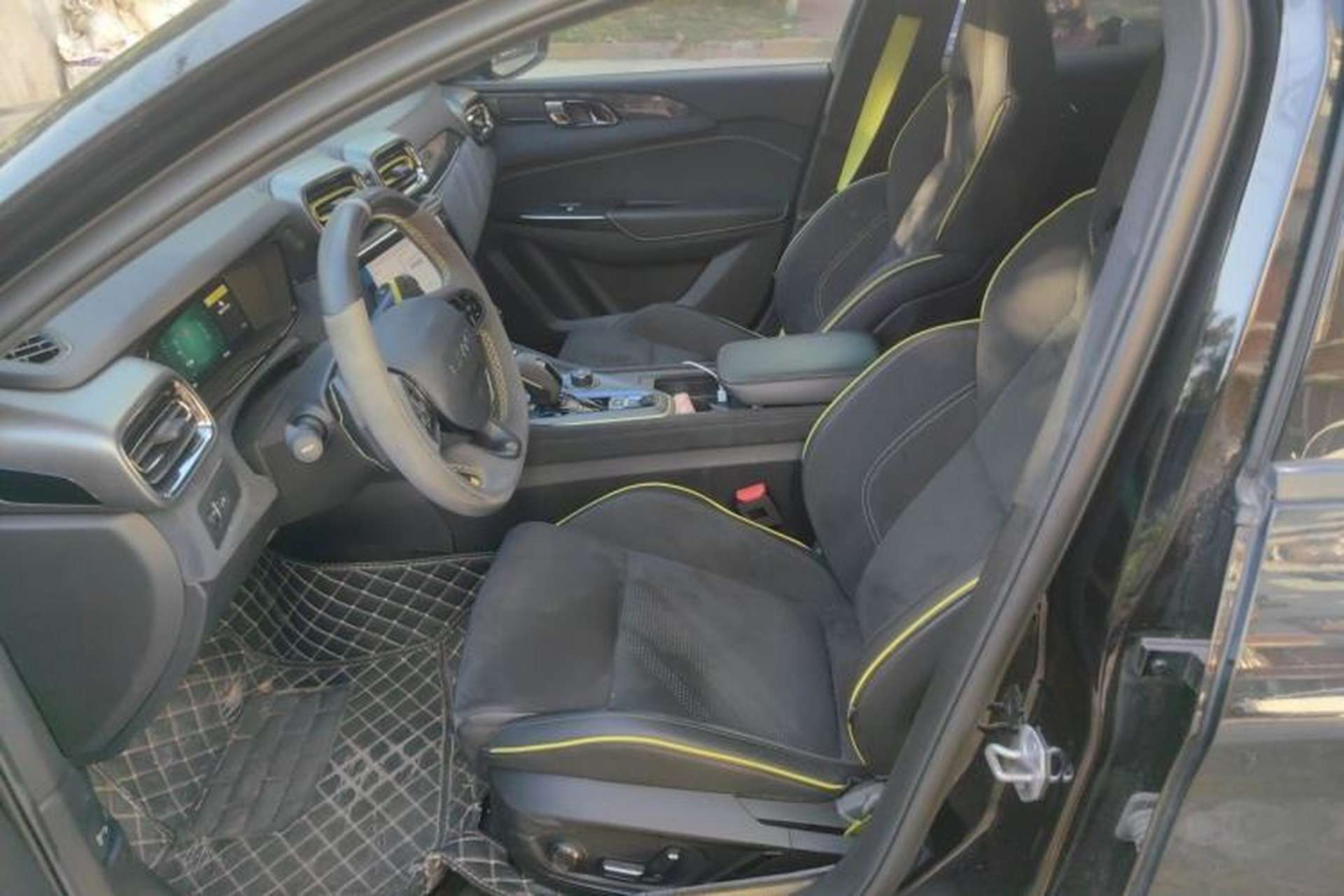 Used Lynk & Co 03 2022 03+ 2.0TD Automatic Performance Package Left Front Seat