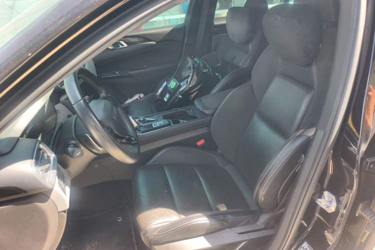 Used Lynk & Co 03 2022 2.0TD DCT JingPro Left Front Seat